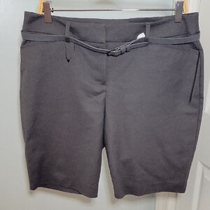 Apt 9 Women's Charcoal Belted Bermuda Mid Rise Shorts NWT Size 12